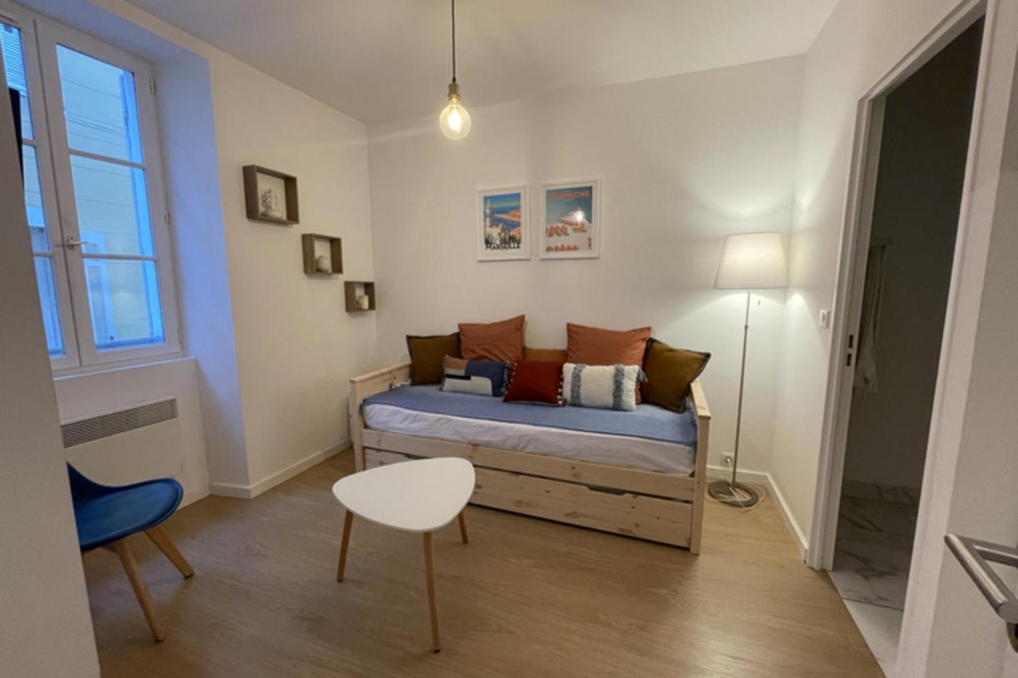 Bel appartement moderne au coeur du Panier à Marseille - Welkeys Extérieur photo